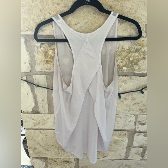 Lululemon Essential Tank Pleated - Picture 4 of 6